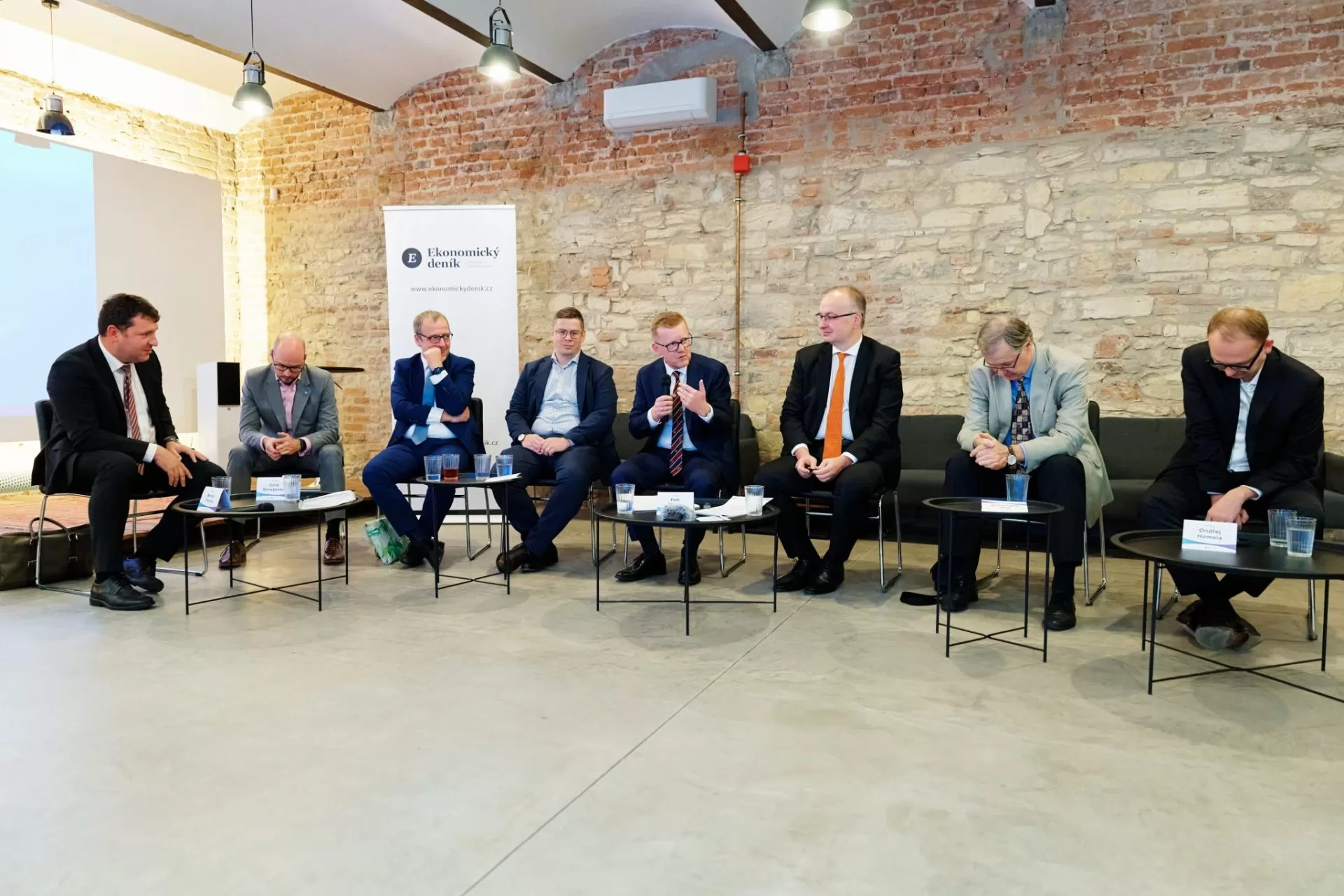 Modernizaün° a struktut†ln° fondy ż°jen 23